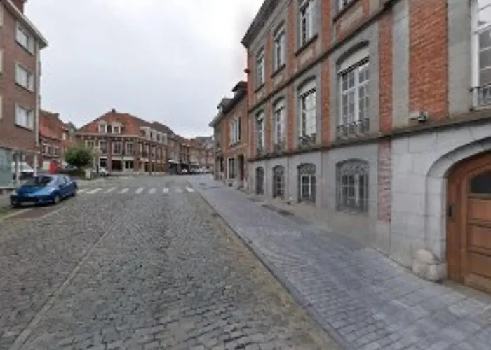 Artistically Designed ホームステイ *